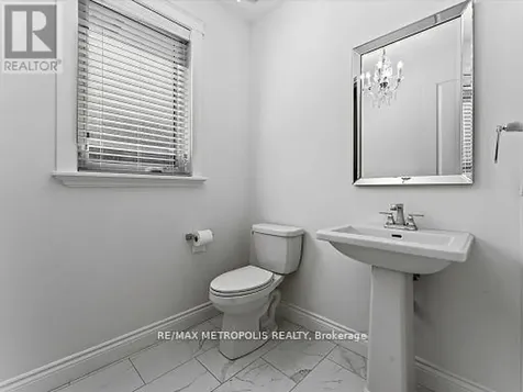 925 Lakewood Crescent Lakeshore ON N8L 1G6