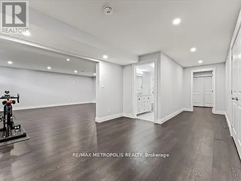 925 Lakewood Crescent Lakeshore ON N8L 1G6