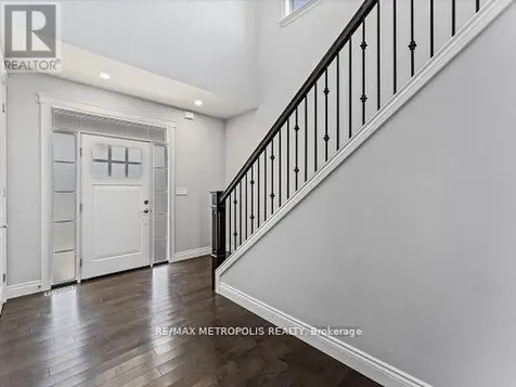 925 Lakewood Crescent Lakeshore ON N8L 1G6