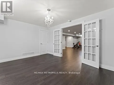 925 Lakewood Crescent Lakeshore ON N8L 1G6