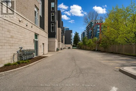 253 Albert Street Waterloo ON N2L 0G3