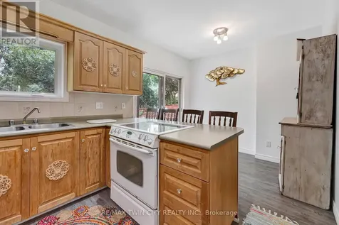 42 Shanley Street Waterloo ON N2H 4N9