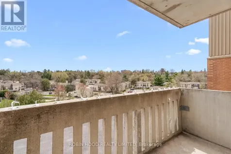 1599 Lassiter Terrace Ottawa ON K1J 8R6