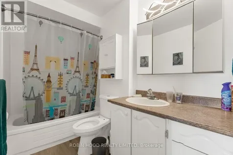1599 Lassiter Terrace Ottawa ON K1J 8R6
