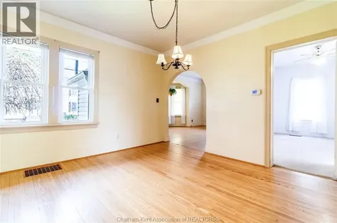 38 Barthe Street Chatham ON N7L 1T4