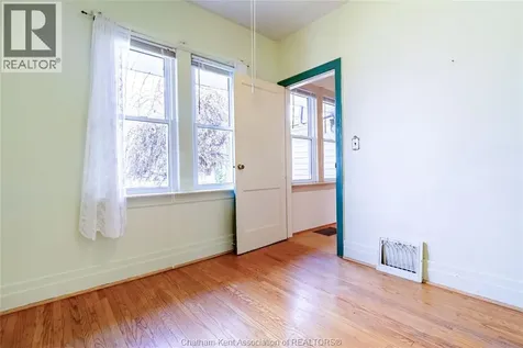 38 Barthe Street Chatham ON N7L 1T4