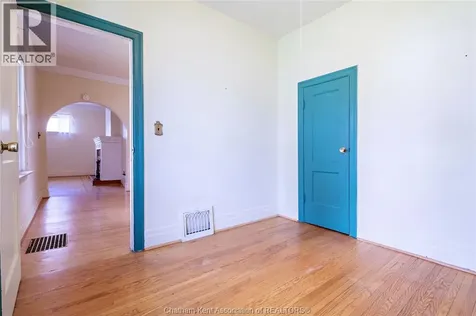 38 Barthe Street Chatham ON N7L 1T4