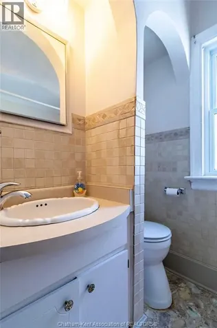 38 Barthe Street Chatham ON N7L 1T4