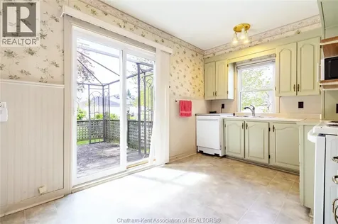 38 Barthe Street Chatham ON N7L 1T4