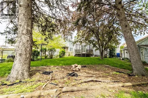 38 Barthe Street Chatham ON N7L 1T4