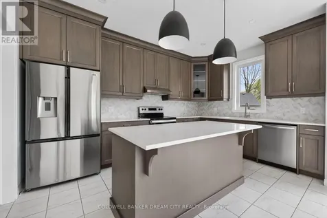 98 Livingston Drive Tillsonburg ON N4G 0J3