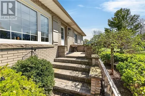 46 Erie Street North Haldimand ON N0A 1P0