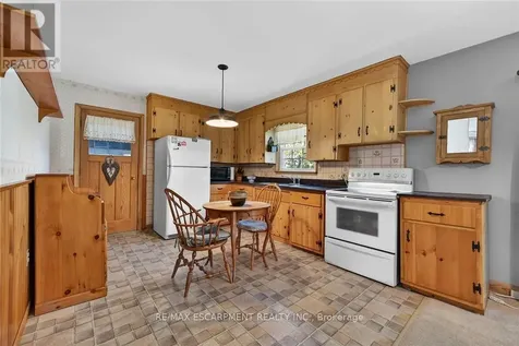 46 Erie Street North Haldimand ON N0A 1P0