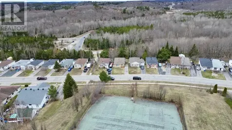 132 Taylor Boulevard Elliot Lake ON P5A 3K8