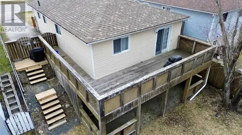 132 Taylor Boulevard Elliot Lake ON P5A 3K8