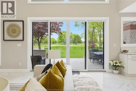 1094 Roseland Drive South Windsor ON N9G 1T8
