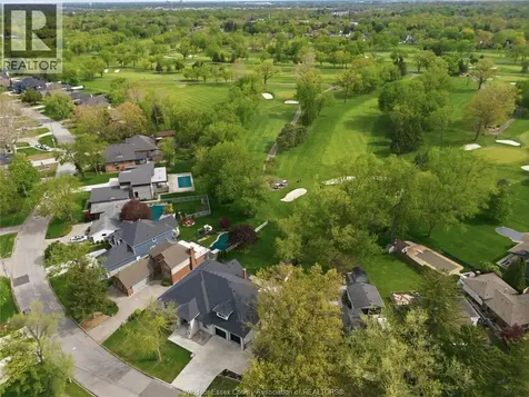 1094 Roseland Drive South Windsor ON N9G 1T8