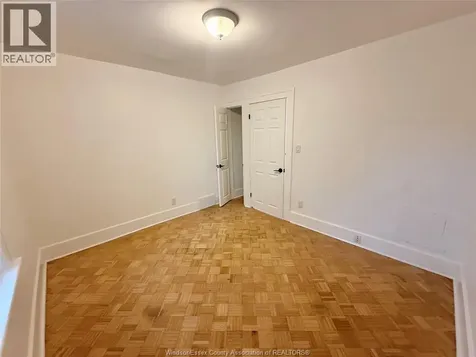 837 Louis Avenue Windsor ON N8A 1X4