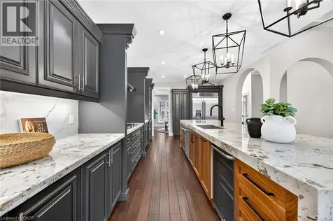 775 King Road Burlington ON L7T 3K7