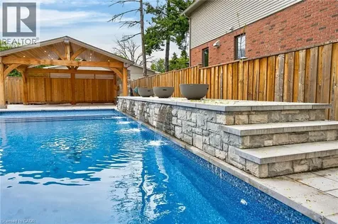775 King Road Burlington ON L7T 3K7
