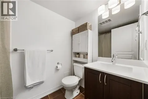 1940 Ironstone Drive Burlington ON L7L 0E4