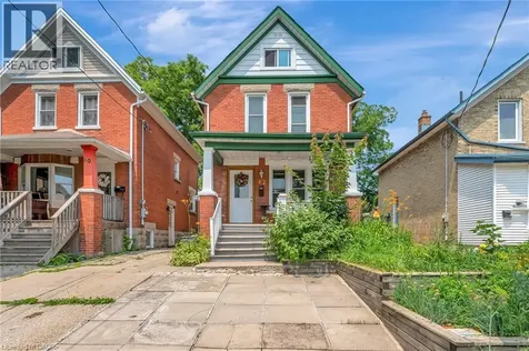 42 Shanley Street Kitchener ON N2H 5N0