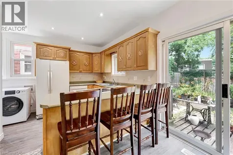 42 Shanley Street Kitchener ON N2H 5N0