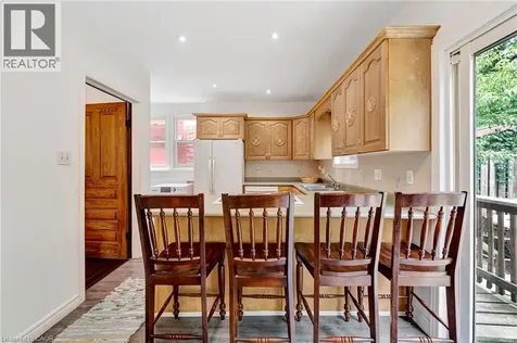 42 Shanley Street Kitchener ON N2H 5N0