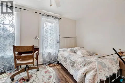 42 Shanley Street Kitchener ON N2H 5N0