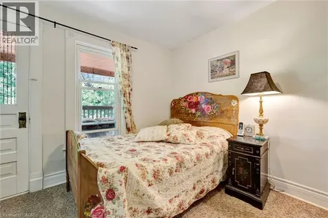 42 Shanley Street Kitchener ON N2H 5N0