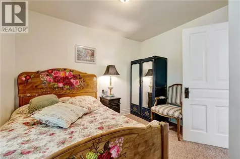 42 Shanley Street Kitchener ON N2H 5N0