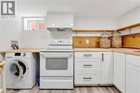 42 Shanley Street Kitchener ON N2H 5N0