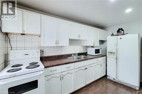 463 Wellington Street North Hamilton ON L8L 5B4