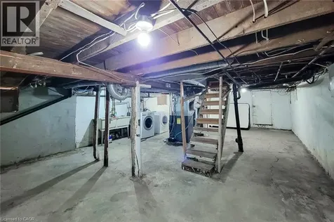 463 Wellington Street North Hamilton ON L8L 5B4