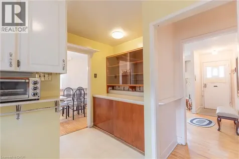 1 Snaresbrook Drive Toronto ON M9W 2N5