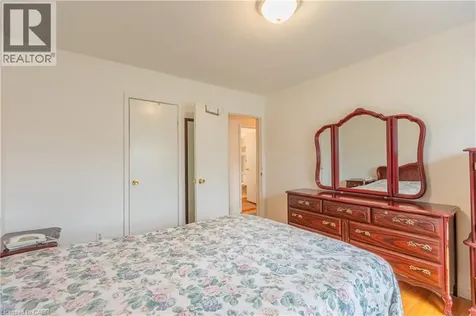 1 Snaresbrook Drive Toronto ON M9W 2N5