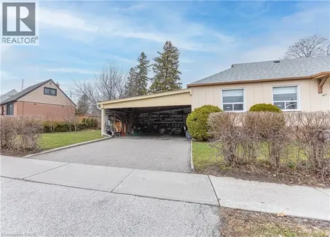 1 Snaresbrook Drive Toronto ON M9W 2N5