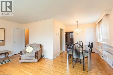 1 Snaresbrook Drive Toronto ON M9W 2N5