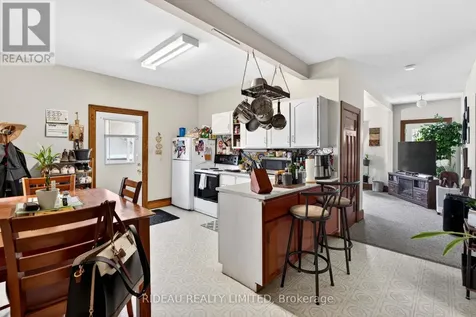 24 Rideau Street Westport ON K0G 1X0