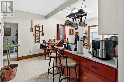 24 Rideau Street Westport ON K0G 1X0