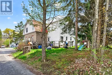 24 Rideau Street Westport ON K0G 1X0