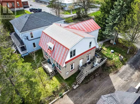 24 Rideau Street Westport ON K0G 1X0