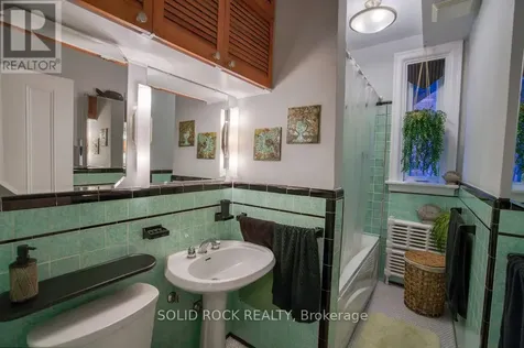 289 Wilbrod Street Ottawa ON K1N 6M3