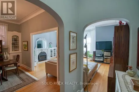 289 Wilbrod Street Ottawa ON K1N 6M3