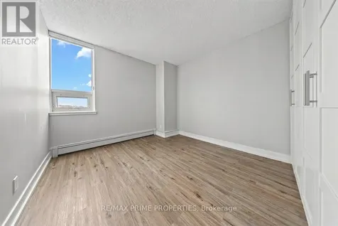 505 St Laurent Boulevard Ottawa ON K1K 3X4