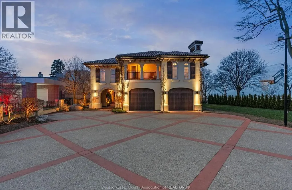 13038 Riverside Drive Tecumseh ON N8N 1A8