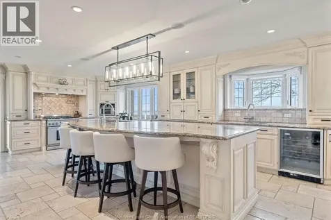 13038 Riverside Drive Tecumseh ON N8N 1A8