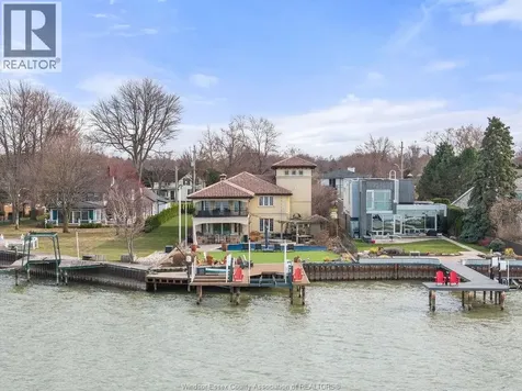 13038 Riverside Drive Tecumseh ON N8N 1A8