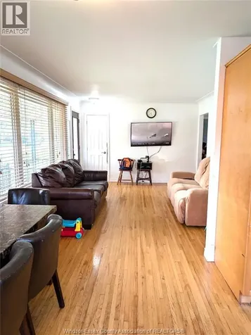 3456 Everts Avenue Windsor ON N9E 2W1