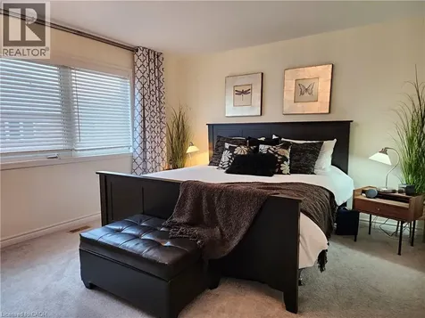 259 Grovehill Crescent Kitchener ON N2R 0K8
